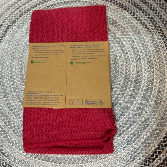 Norwex Kitchen Towel Cranberry Limited Edition NWT - Picture 9 of 9